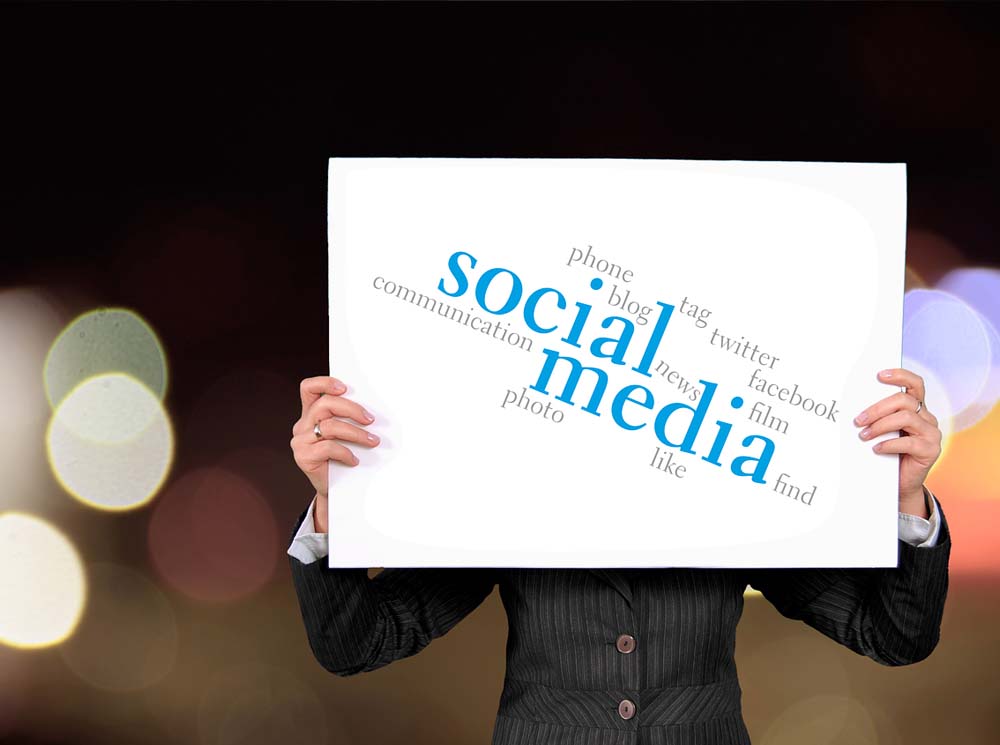 Social media 2025: jak tworzyÄ strategie, ktÃ³re przeÅamujÄ algorytmy i budujÄ spoÅecznoÅÄ?